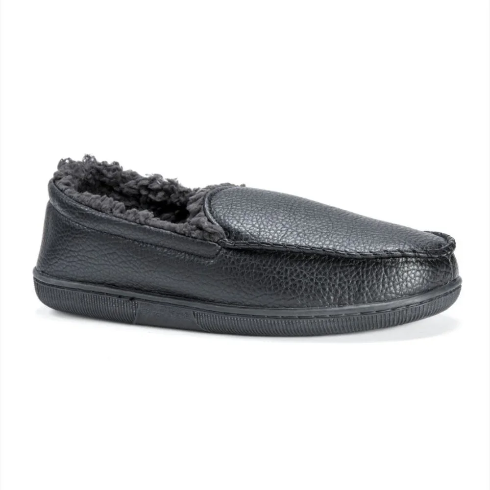 Muk Luks Moccasin Slippers Black‎ Faux Leather Fur